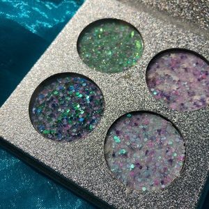 Mermaid glitter eyeshadow
